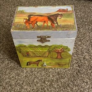 Horse Ranch Musical Jewelry Box